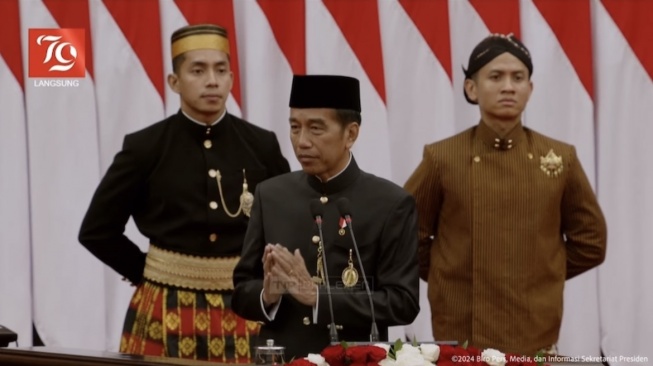 Pesan Jokowi ke Prabowo: Saya Serahkan Tongkat Estafet Kepemimpinan