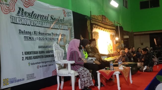 "Ojo Kesusu Rabi!": Wayang Cakruk jadi Ajang Edukasi Cegah Nikah Dini di Gunungkidul