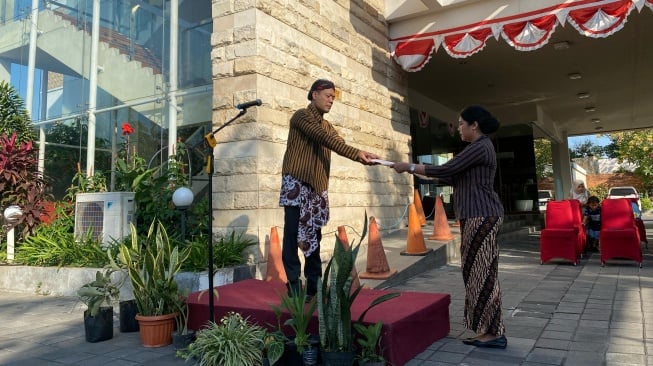 Peringatan HUT RI di Bueno Colombo Hotel. [Dok Bueno Colombo]