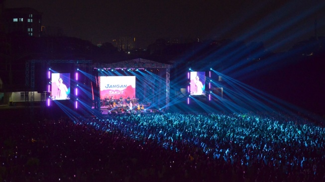 Closing Celebration UPH Festival 2024: Penuh Warna, Sambut Tahun Akademik Baru dengan Semangat 'A Mind of Excellence'"