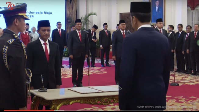 Presiden Jokowi Melantik Bahlil Lahadalia Jadi Menteri ESDM/(Youtube Sekretariat Presiden).