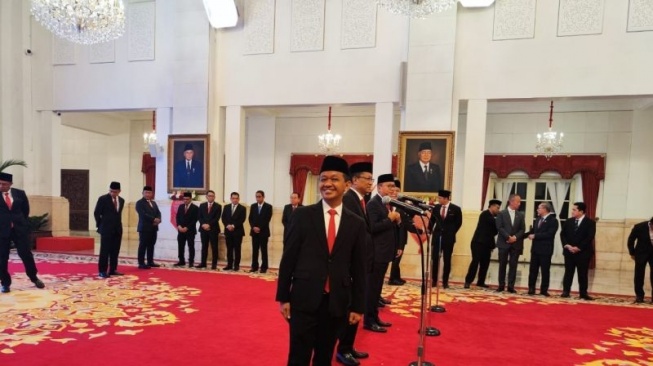 Bahlil Lahadalia saat menghadiri agenda pelantikan sebagai menteri Energi dan Sumber Daya Mineral (ESDM), di Istana Negara, Jakarta, Senin (19/8/2024). (ANTARA/Mentari Dwi Gayati)