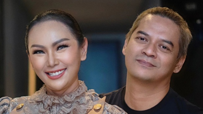 Hubungannya dengan Pacar Baru Dihina Haters, Intip 5 Potret Mesra Kalina Oktarani dengan Jimmo Putra Petir