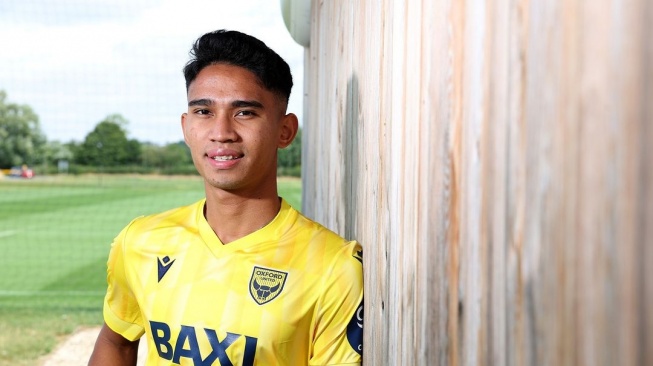 Gelandang Timnas Indonesia, Marselino Ferdinan resmi bergabung dengan klub Championship Inggris, Oxford United. [Dok. Instagram/Oxford United]