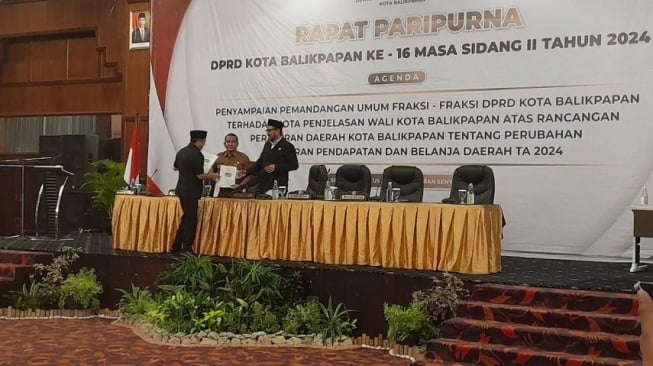 Rapat Paripurna DPRD Kota Balikpapan bersama Pemkot Balikpapan, Senin (19 Agustus 2024). [kaltimtoday.co]