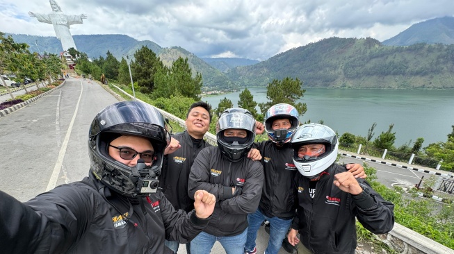 Perjalanan Test Ride NMax Turbo di Pulau Samosir, Sumatera Utara. (Foto: Istimewa)