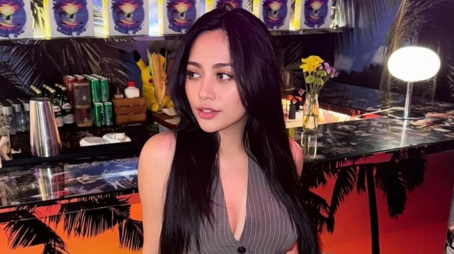 Rachel Vennya Pamer Punggung Seksi Usai Klarifikasi Putusnya Hubungan dengan Salim Nauderer (Instagram)