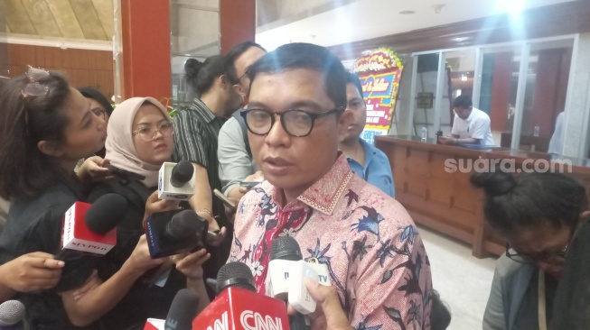 Baru Kemarin Ngotot Mau Disahkan, Baleg DPR Kini 'Jiper' Batal Sahkan RUU Pilkada Usai Didemo Se-Indonesia