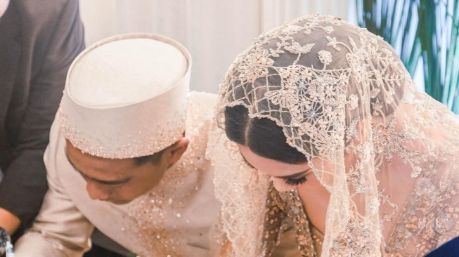 Potret Azizah Salsha dan Pratama Arhan (Instagram/pratamaarhan8)