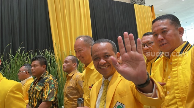Akhir Era Airlangga, Bahlil Lahadalia Pegang Tongkat Estafet Kepemimpinan Golkar