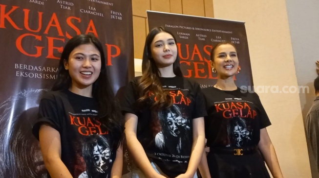 Akting Kesurupan Lea Chiarachel di Film Kuasa Gelap Diacungi Jempol oleh Astrid Tiar: The Best!