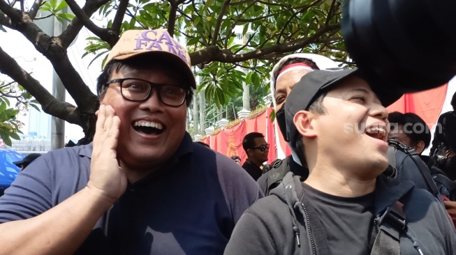 Komentar Menohok Sammy Notaslimboy Soal Beda Nasib Gibran dan Kaesang, Ada yang Didemo hingga Masalah Bau Ketiak