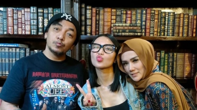 Wika Salim berkunjung ke rumah Ahmad Dhani (Instagram/@wikasalim)