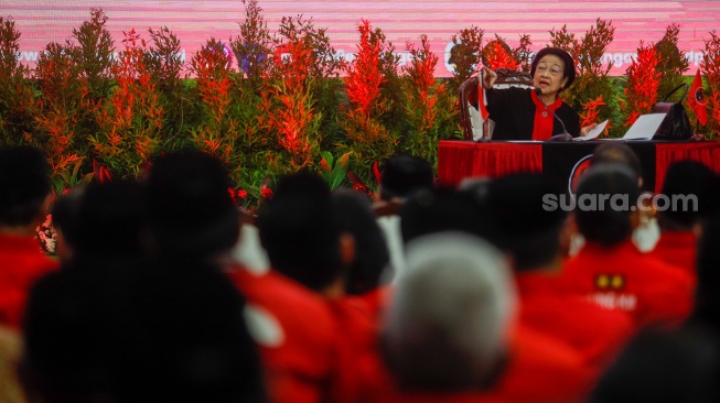 Megawati Dapat Curhat Anaknya Puan Sulit Mandi di IKN