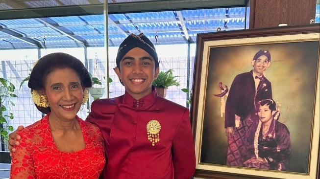 Susi Pudjiastuti bersama cucu, Armand Hilman. (Instagram)