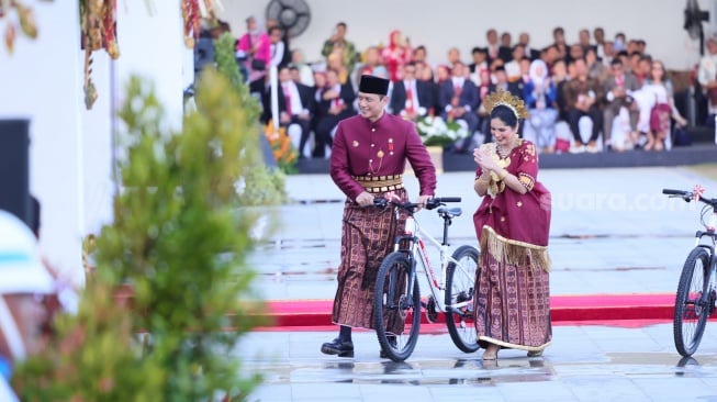 Menteri AHY Raih Penghargaan Busana Adat Terbaik, Tampil Memukau di IKN