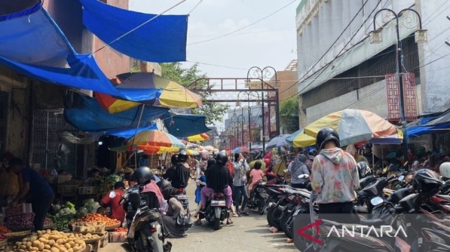 Suryakencana Kota Bogor Amburadul, Jalan Pedati Jadi Lapak Sampah