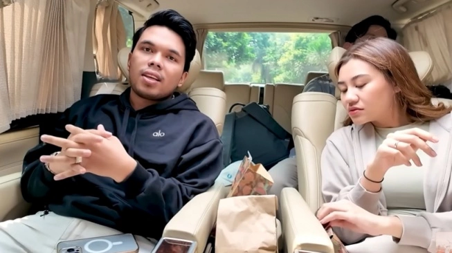 Xotinni bir nechta azolar tomonidan uning barcha teshiklarida becerdin tomosha qiling Dnepropetrovskda jinsiy aloqa