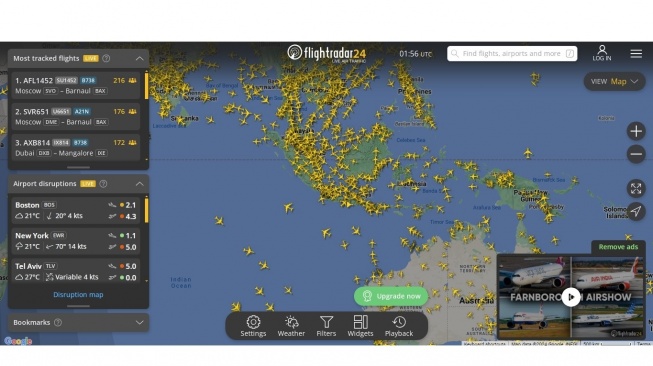 Tampilan awal situs Flightradar24. [flightradar24.com]