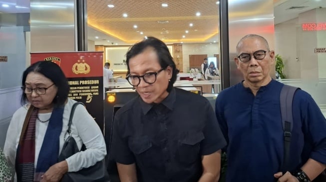 Usman Hamid dan Guru Besar FH UI Datangi Mabes Polri, Pertanyakan Aksi Represif Polisi Tangani Demonstran