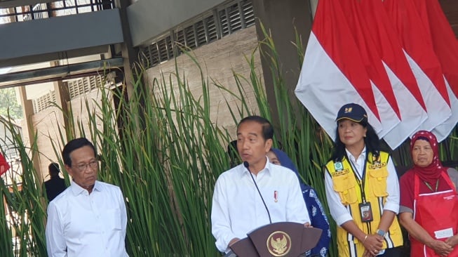 Pesan Jokowi ke Pedagang Pasar Godean, Sleman: Untung Sedikit Gapapa tapi Stabil