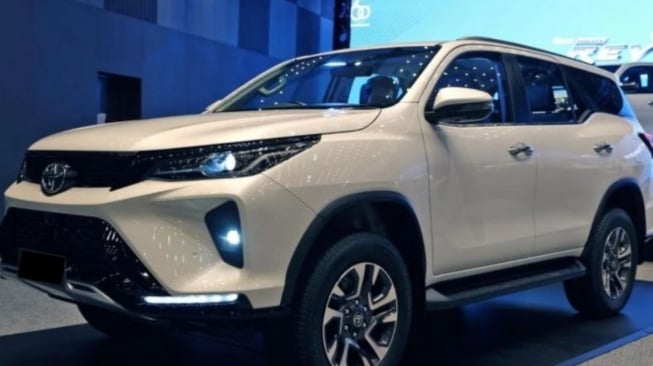 Toyota Fortuner dengan mesin lebih buas (motoroctane)