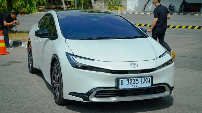 All New Toyota Prius PHEV Diboyong ke Indonesia, Bisa Jangkau 80 Km Tanpa Bensin