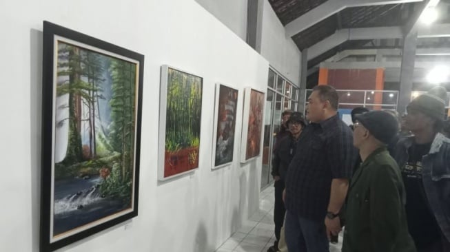 Polres Bantul Gandeng Seniman DIY Adakan Pameran Seni di Gabusan