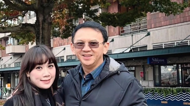 Heboh Ahok Kedapatan Ikut Fan Meeting Kim Ji Won, Netizen: Demen Queen of Tears Juga Pak?