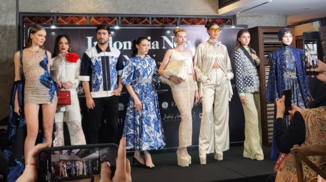 Terinspirasi Alam dan Budaya, Intip Desainer Indonesia yang Akan Tampil di New York Fashion Week The Show