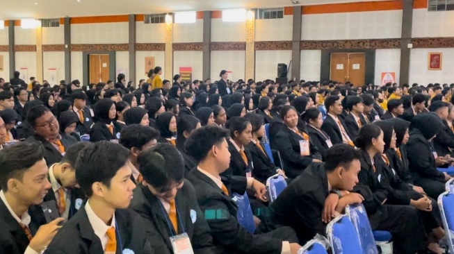 Penerimaan maba di Stipram Yogyakarta, Rabu (4/9/2024). [Kontributor Suarajoja.id/Putu]