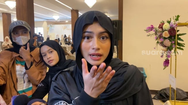 Sintya Marisca saat ditemui di kawasan Kemang, Jakarta Selatan, Selasa (3/9/2024). [Suara.com/Tiara Rosana]