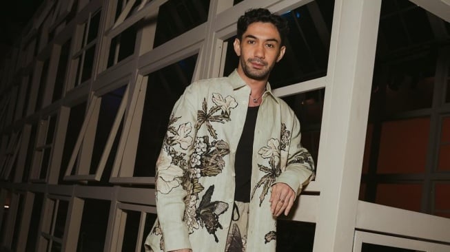 Sumber pendapatan Reza Rahadian (Instagram/@officialpilarez)