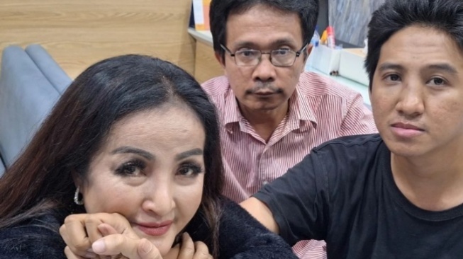 Pilunya Hidup Iqbal Ramadhan Sejak dalam Kandungan Ibu, Machica Mochtar 'Dipenjara' Moerdiono