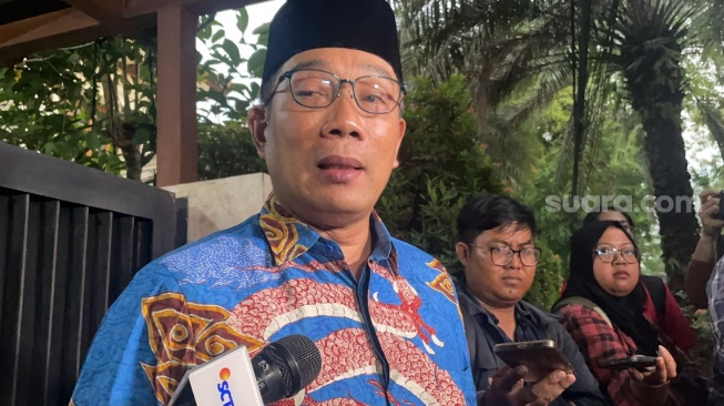 Bacagub Jakarta Ridwan Kamil usai meminta wejangan kepada Jusuf Kalla (JK). (Suara.com/Bagaskara)