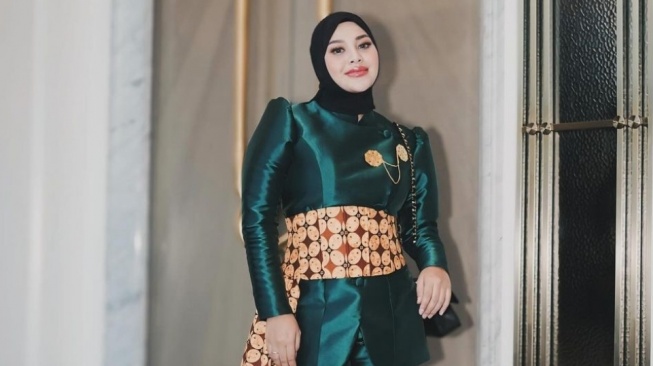 Potret Cantik Aurel Hermansyah (Instagram)