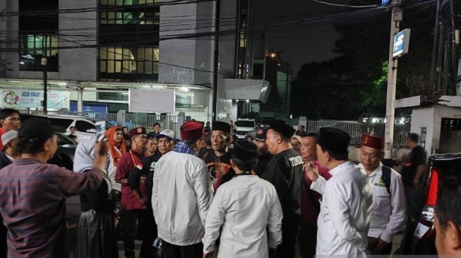 Kunjungan Ridwan Kamil ke Bamus Betawi Sempat Diwarnai Keributan, Eki Pitung Pastikan Persoalan dengan FBR Selesai