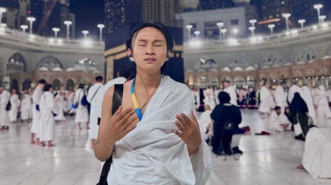 Fajar Sadboy jalani umrah (Instagram)