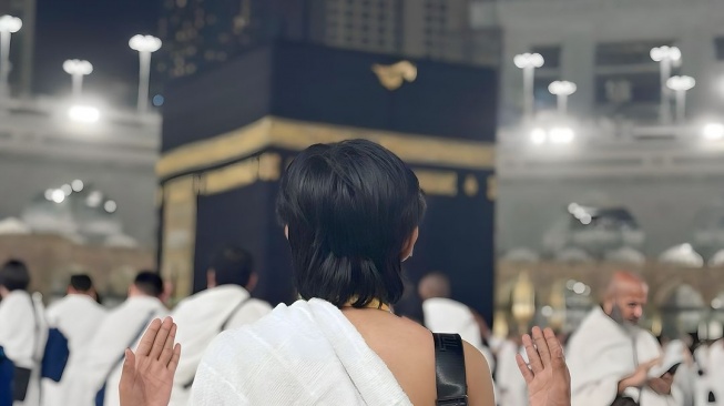 Fajar Sadboy jalani umrah (Instagram)