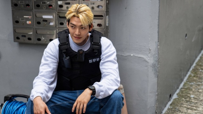 Perjalan Karier Kim Woo Bin: Aktor Officer Black Belt Sempat Nyaris Pensiun karena Kanker