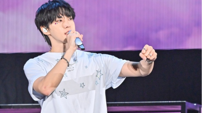 Doyoung NCT Tutup Tur Solo Jepang Pertama Lewat Panggung Emosional di Tokyo