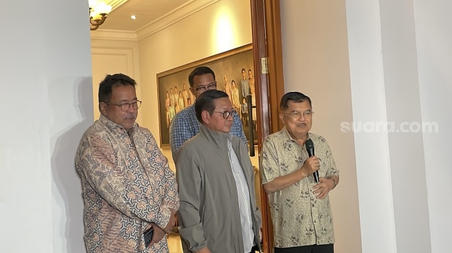 Beda Pramono-RK Saat Kunjungi Rumah Jusuf Kalla: Hampir Sama, Cuma Ini Lebih Enak