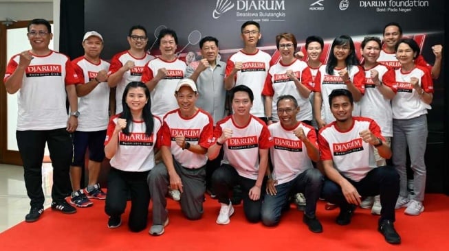 Para legenda bulu tangkis saat menghadiri acara jumpa pers Audisi Umum PB Djarum 2024 di GOR Djarum Jati, Kudus, Jawa Tengah, Rabu (11/9/2024). [Dok. PB Djarum]