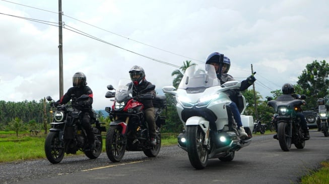 Jajaran motor big bike diuji ketangguhan di Sulawesi (Dok.Astra)