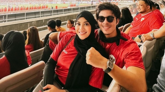 Aurel Hermansyah dan Atta Halilintar Menonton Laga Timnas (Instagram)