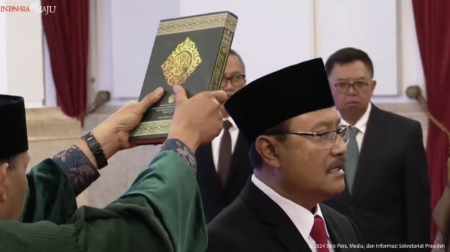 Resmi! Sekjen PBNU Saifullah Yusuf Jadi Mensos Gantikan Risma