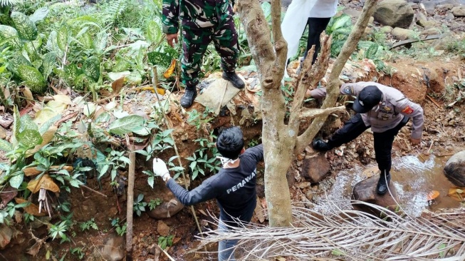 Geger! Mayat Bayi Ditemukan di Aliran Anak Sungai di Tanjung Raja Lampung Utara