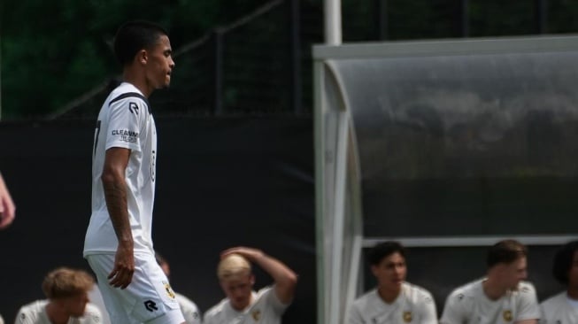 Mengenal lebih jauh sosok Xiamaro Thenu, winger lincah berdarah Belanda-Maluku yang bisa jadi opsi untuk lini serang Timnas Indonesia. (Instagram Xiamaro Thenu)