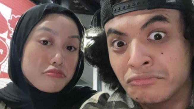 Laura Meizani aka Lolly bersama Vadel Badjideh (Instagram)