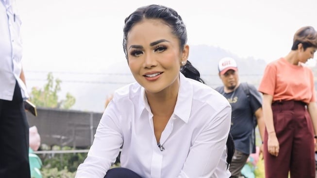 Ameena Teriak-Teriak Marahi Sus Iroh, Pola Asuh Kris Dayanti ke Cucu Jadi Ramai Disorot